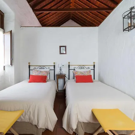 La Montaneta Villa Santa Lucia